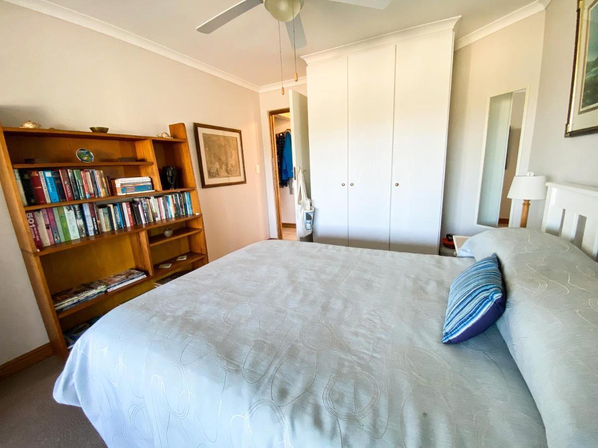 24 Summerplace كنيسنا المظهر الخارجي الصورة