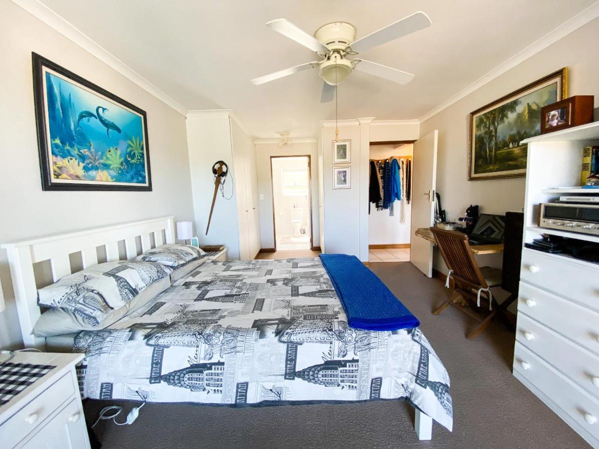 24 Summerplace كنيسنا المظهر الخارجي الصورة